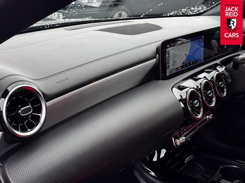 1.3 CLA200 AMG Line Coupe 4dr Petrol 7G-DCT Euro 6 (s/s) (163 ps)