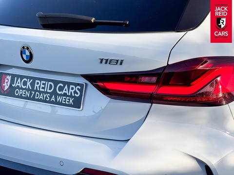 1.5 118i M Sport Hatchback 5dr Petrol Manual Euro 6 (s/s) (140 ps)