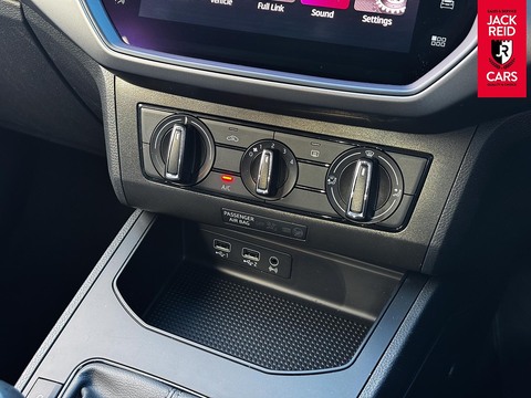 1.0 TSI SE Technology Hatchback 5dr Petrol Manual Euro 6 (s/s) GPF (95 ps)