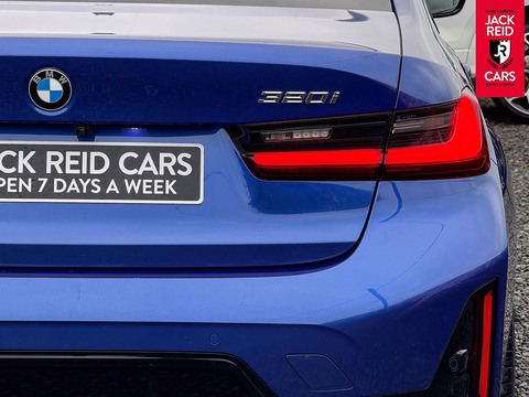 2.0 320i M Sport Saloon 4dr Petrol Auto Euro 6 (s/s) (184 ps)