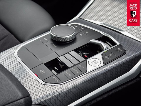 2.0 320i M Sport Saloon 4dr Petrol Auto Euro 6 (s/s) (184 ps)