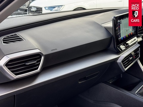 1.0 TSI EVO FR Hatchback 5dr Petrol Manual Euro 6 (s/s) (110 ps)