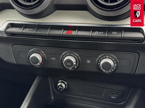 1.0 TFSI 30 Sport SUV 5dr Petrol Manual Euro 6 (s/s) (110 ps)