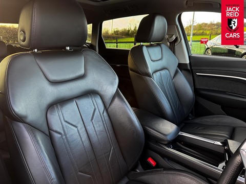 55 Launch Edition SUV 5dr Electric Auto quattro 95kWh (408 ps)