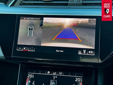 55 Launch Edition SUV 5dr Electric Auto quattro 95kWh (408 ps)