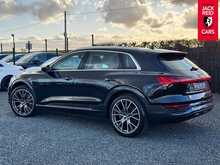 Audi Q8 e-tron Sport 50 Sport SUV 5dr Electric Auto quattro 95kWh (11kW Charger) (340 ps) 