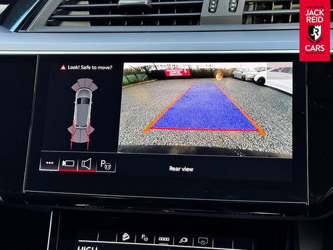 50 Sport SUV 5dr Electric Auto quattro 95kWh (11kW Charger) (340 ps)