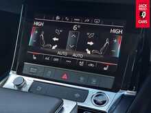 Audi Q8 e-tron Sport 50 Sport SUV 5dr Electric Auto quattro 95kWh (11kW Charger) (340 ps) 