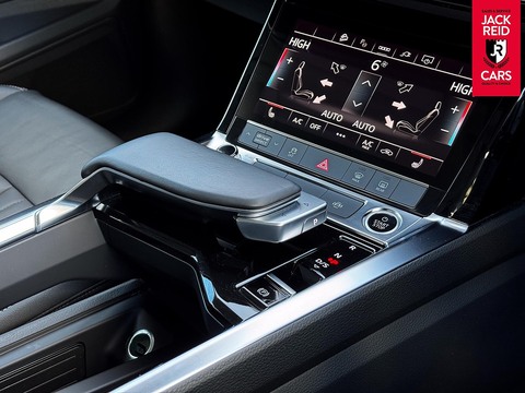 50 Sport SUV 5dr Electric Auto quattro 95kWh (11kW Charger) (340 ps)