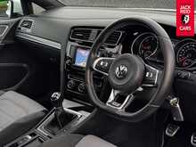 Volkswagen Golf TDI BlueMotion Tech R-Line Edition TDI BlueMotion Tech R-Line Edition Hatchback 2.0 Manual Diesel 