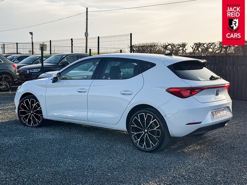 1.0 TSI EVO SE Dynamic Hatchback 5dr Petrol Manual Euro 6 (s/s) (110 ps)