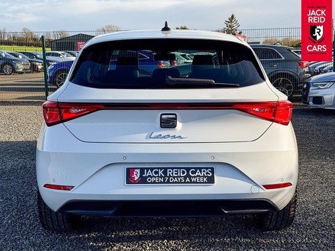 1.0 TSI EVO SE Dynamic Hatchback 5dr Petrol Manual Euro 6 (s/s) (110 ps)