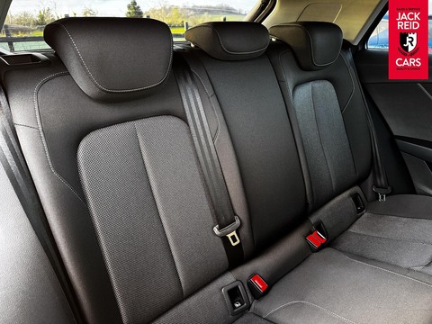 1.6 TDI 30 Sport SUV 5dr Diesel Manual Euro 6 (s/s) (116 ps)