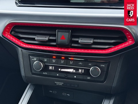 1.0 TSI FR Edition Hatchback 5dr Petrol Manual Euro 6 (s/s) (110 ps)