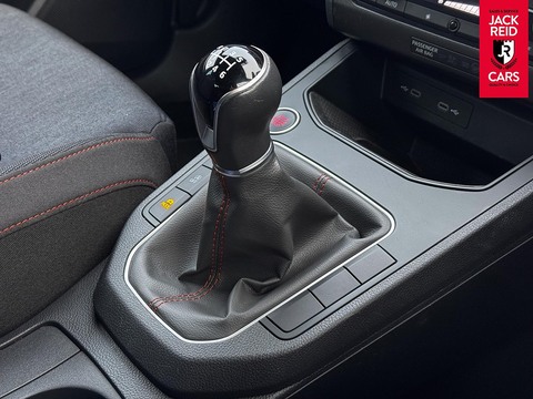 1.0 TSI FR Edition Hatchback 5dr Petrol Manual Euro 6 (s/s) (110 ps)