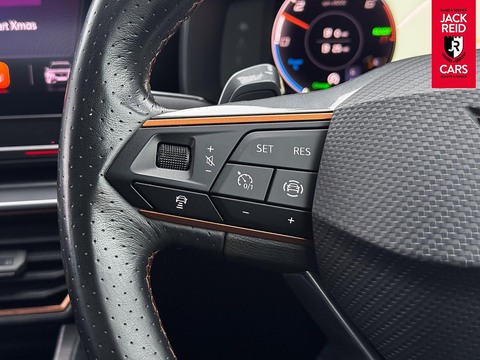 1.4 eHybrid 12.8kWh V1 SUV 5dr Petrol Plug-in Hybrid DSG Euro 6 (s/s) (204 ps)