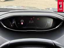 Peugeot 3008 BlueHDi Allure Premium BlueHDi Allure Premium SUV 1.5 Manual Diesel 