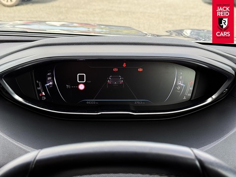 BlueHDi Allure Premium SUV 1.5 Manual Diesel