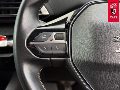 BlueHDi Allure Premium SUV 1.5 Manual Diesel