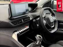 Peugeot 3008 BlueHDi Allure Premium BlueHDi Allure Premium SUV 1.5 Manual Diesel 