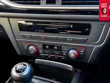 Audi A6 Saloon TDI ultra Black Edition 2.0 TDI ultra Black Edition Saloon 4dr Diesel Manual Euro 6 (s/s) (190 ps) 