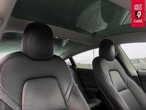 (Dual Motor) Long Range Saloon 4dr Electric Auto 4WDE (346 ps)