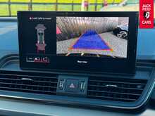 Audi Q5 TDI Sport 2.0 TDI 40 Sport SUV 5dr Diesel S Tronic quattro Euro 6 (s/s) (204 ps) 