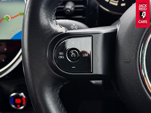 Cooper SE 32.6kWh Level 1 Hatchback 3dr Electric Auto (184 ps)