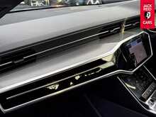 Audi A6 Saloon TDI S line 2.0 TDI 40 S line Saloon 4dr Diesel S Tronic Euro 6 (s/s) (204 ps) 