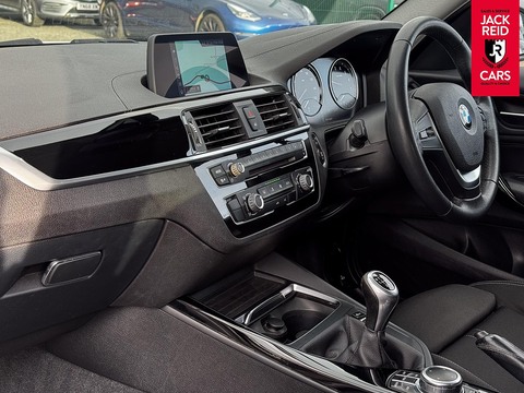 1.5 118i Sport Hatchback 5dr Petrol Manual Euro 6 (s/s) (136 ps)