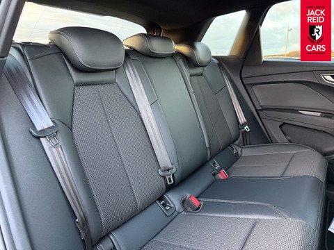 40 S line SUV 5dr Electric Auto 82kWh (204 ps)