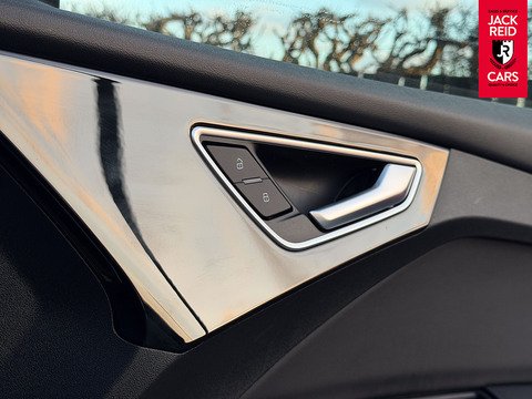 40 S line SUV 5dr Electric Auto 82kWh (204 ps)