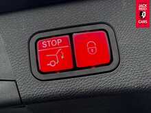 Mercedes-Benz C Class C300de AMG Line Night Edition 2.0 C300de 13.5kWh AMG Line Night Edition (Premium Plus) Estate 5dr Diesel Plug-in Hybrid G-Tronic+ Euro 6 (s/s) (306 ps) 