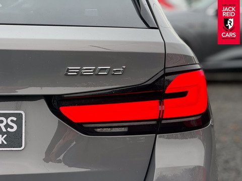 2.0 520d MHT M Sport Touring 5dr Diesel Hybrid Steptronic Euro 6 (s/s) (190 ps)