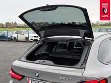 BMW 5 Series 520d MHT M Sport 2.0 520d MHT M Sport Touring 5dr Diesel Hybrid Steptronic Euro 6 (s/s) (190 ps) 