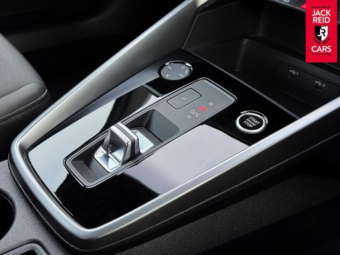 2.0 TDI 35 Technik Sportback 5dr Diesel S Tronic Euro 6 (s/s) (150 ps)