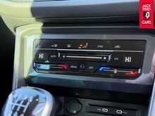 Volkswagen Tiguan TSI Life 1.5 TSI Life SUV 5dr Petrol Manual Euro 6 (s/s) (150 ps) 