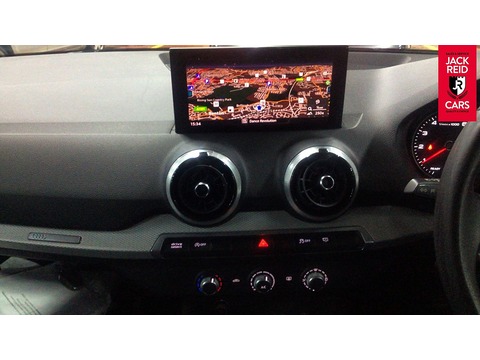 1.0 TFSI 30 Technik SUV 5dr Petrol Manual Euro 6 (s/s) (110 ps)