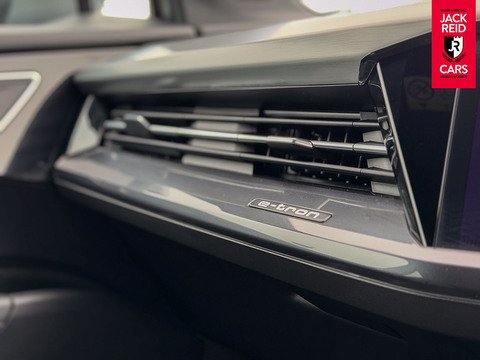 40 S line Sportback 5dr Electric Auto 82kWh (204 ps)