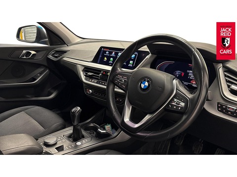 2.0 118d SE (LCP) Hatchback 5dr Diesel Manual Euro 6 (s/s) (150 ps)