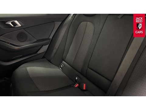 2.0 118d SE (LCP) Hatchback 5dr Diesel Manual Euro 6 (s/s) (150 ps)