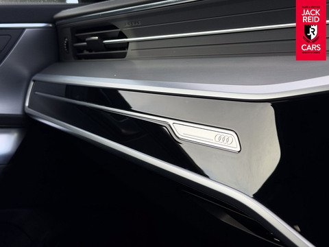 2.0 TFSI 40 S line Saloon 4dr Petrol S Tronic Euro 6 (s/s) (204 ps)