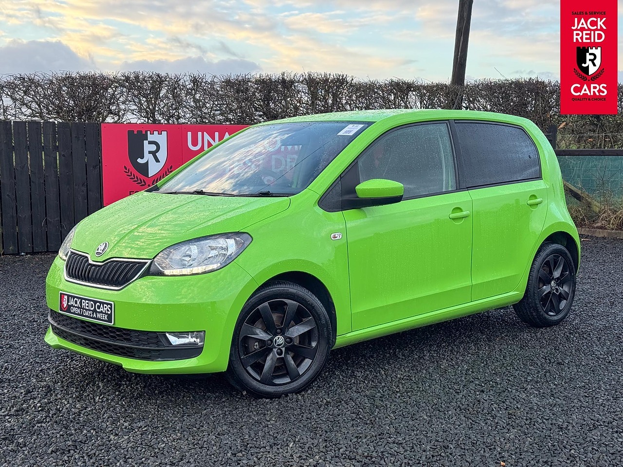 Skoda 1.0 MPI GreenTech Colour Edition Hatchback 5dr Petrol Manual Euro 6 (s/s) (60 ps)