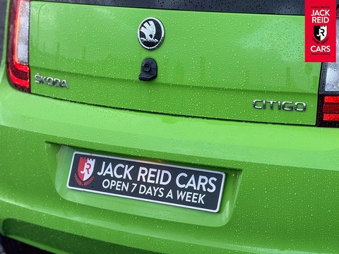 1.0 MPI GreenTech Colour Edition Hatchback 5dr Petrol Manual Euro 6 (s/s) (60 ps)