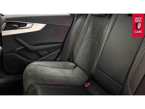 2.0 TDI 35 S line Estate 5dr Diesel S Tronic Euro 6 (s/s) (163 ps)