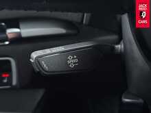 Audi A3 TDI SE Technik 2.0 TDI SE Technik Hatchback 3dr Diesel S Tronic Auto 6Spd Euro 6 (s/s) (150 ps) 