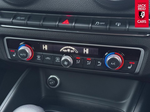 2.0 TDI SE Technik Hatchback 3dr Diesel S Tronic Auto 6Spd Euro 6 (s/s) (150 ps)