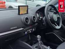 Audi A3 TDI SE Technik 2.0 TDI SE Technik Hatchback 3dr Diesel S Tronic Auto 6Spd Euro 6 (s/s) (150 ps) 