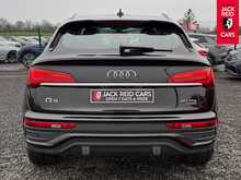 Audi Q5 TDI Sport 2.0 TDI 40 Sport Sportback 5dr Diesel S Tronic quattro Euro 6 (s/s) (204 ps) 
