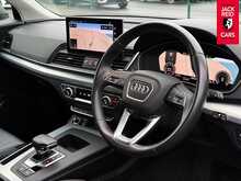 Audi Q5 TDI Sport 2.0 TDI 40 Sport Sportback 5dr Diesel S Tronic quattro Euro 6 (s/s) (204 ps) 